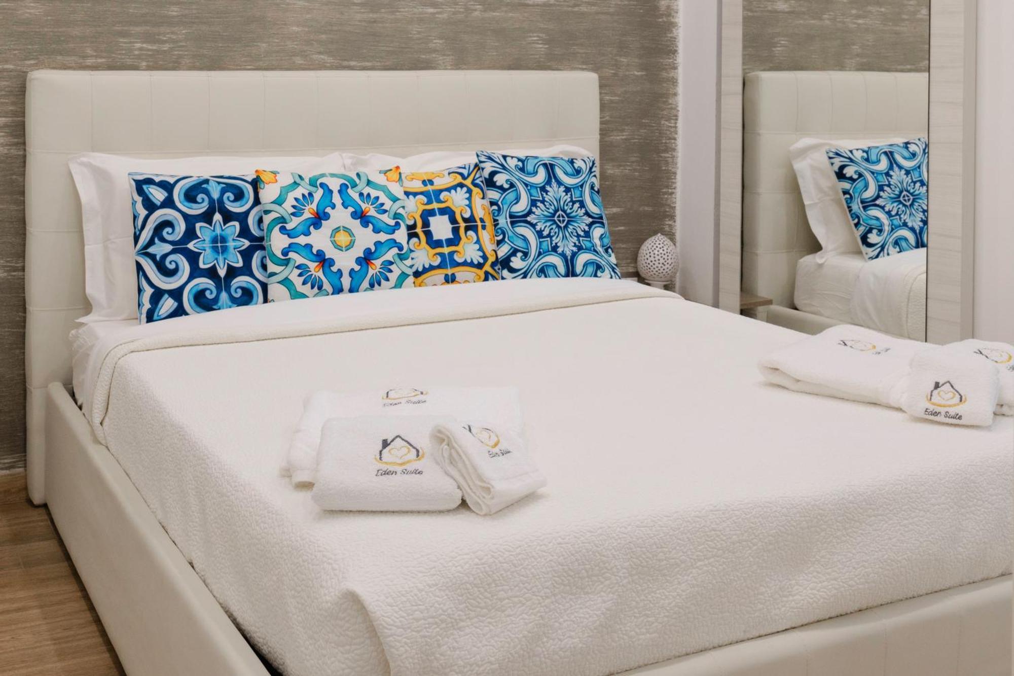 Eden Suite - Central Apartment With Balcony - Molfetta Dış mekan fotoğraf