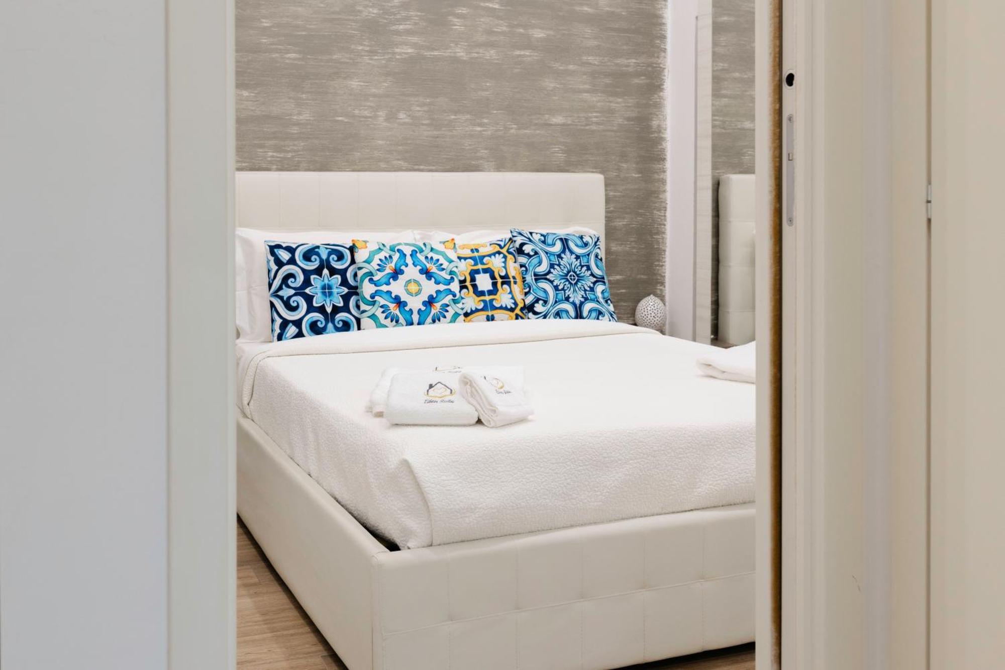 Eden Suite - Central Apartment With Balcony - Molfetta Dış mekan fotoğraf